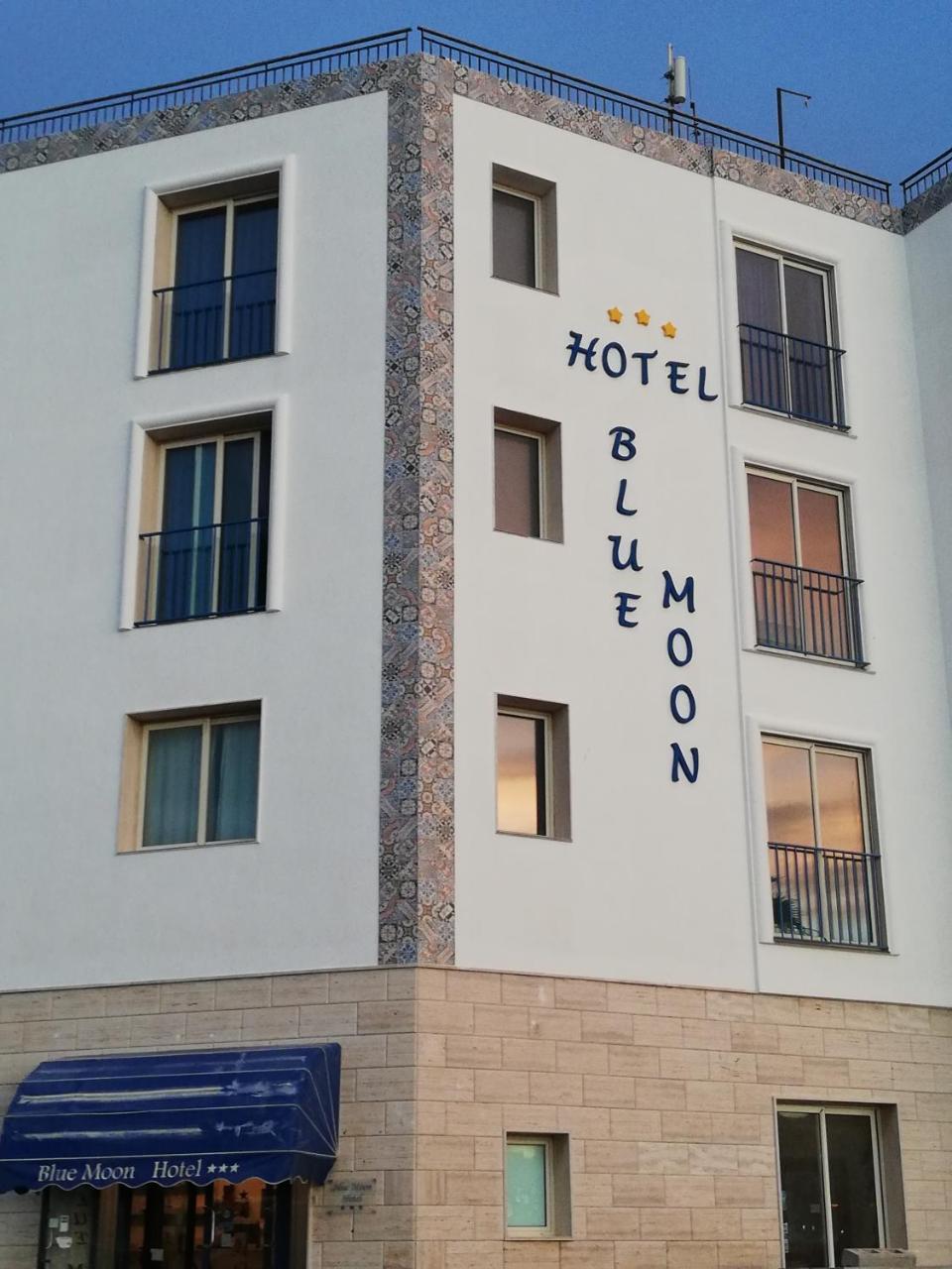 Blue Moon Pantelleria