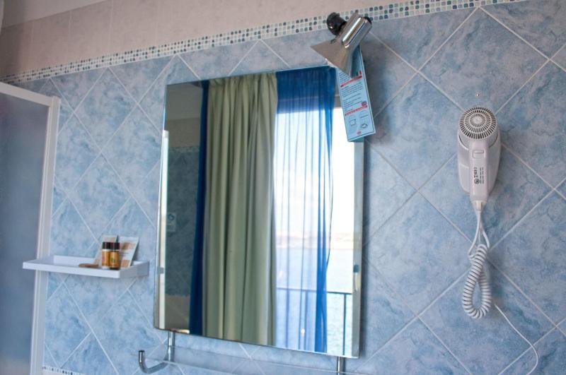 Hotel Blue Moon